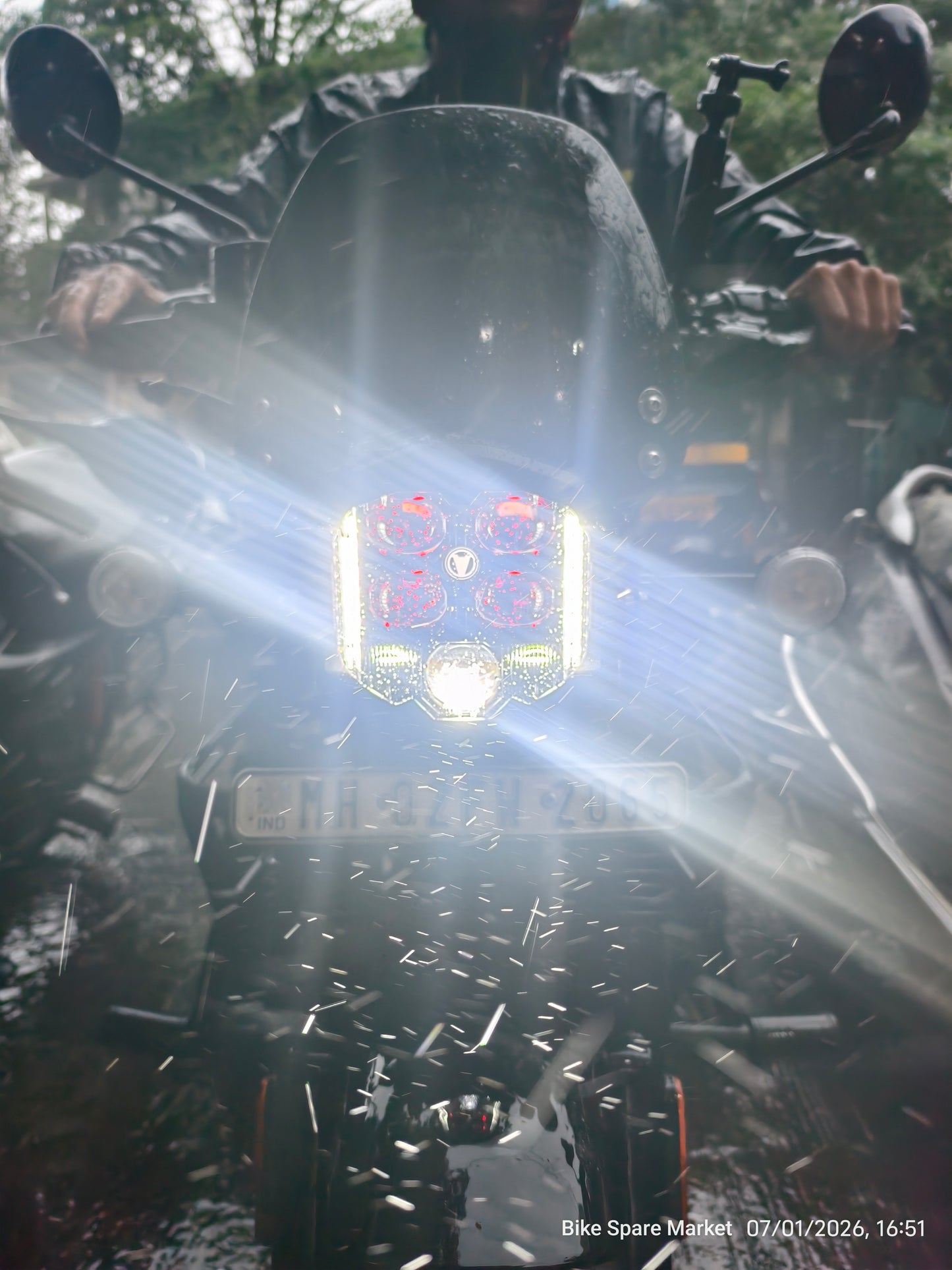 HJG GODS EYE V2 5 LED 90W low 120w high (6m Warranty)