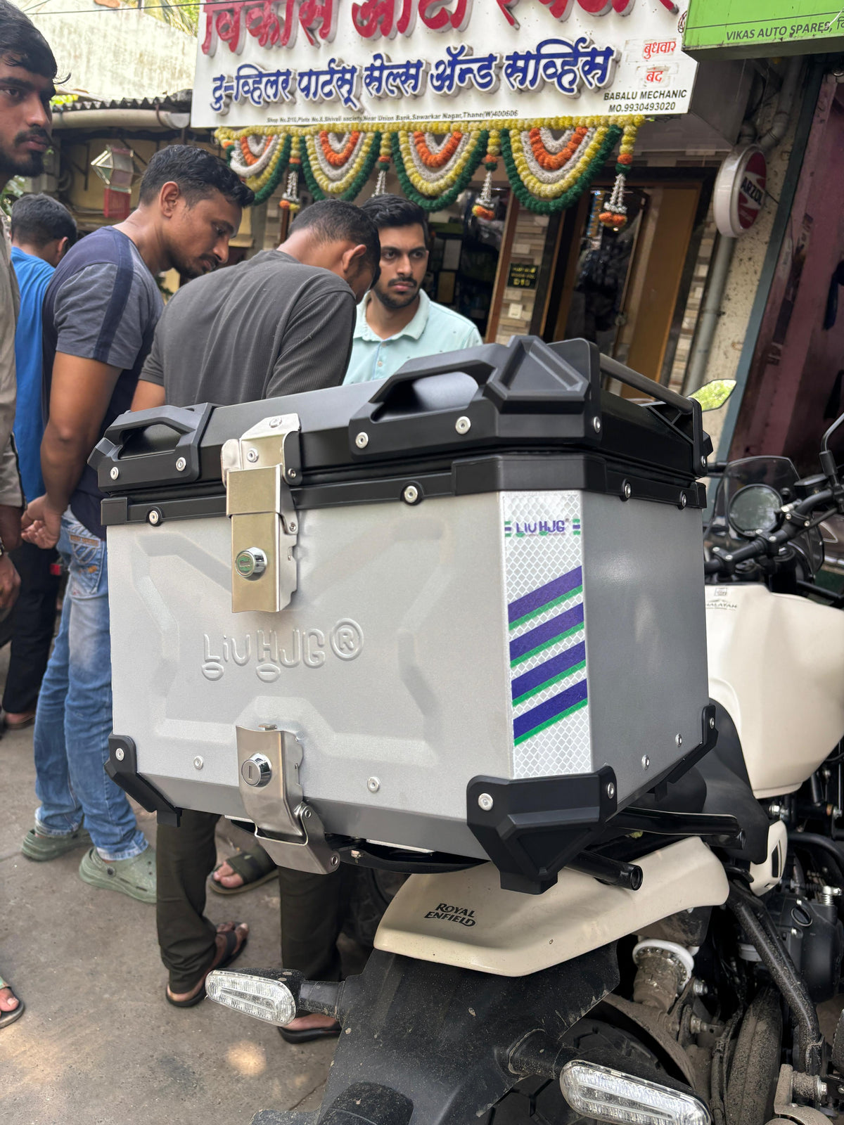 HJG 45L Aluminium Top Box With Back Rest