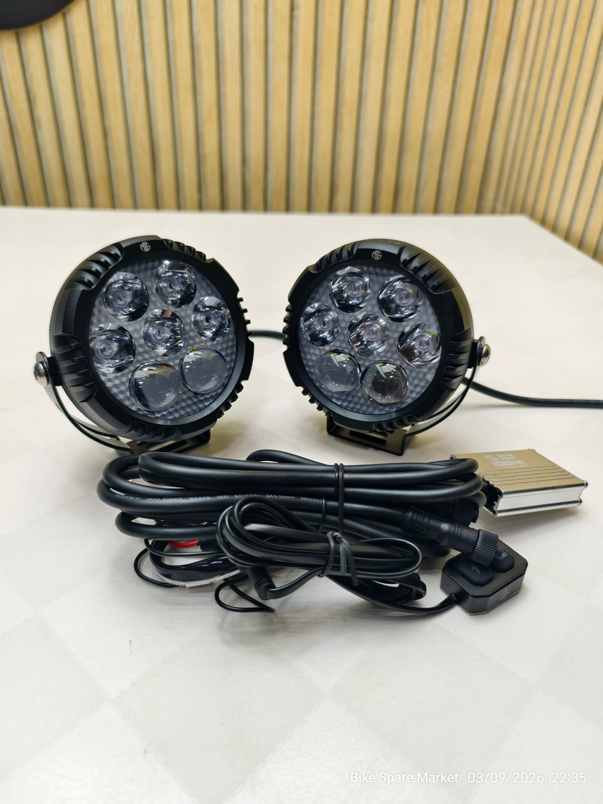 Moto Genius Vk750 120w Spot + Spread With Harness Full kit fog light with Harness