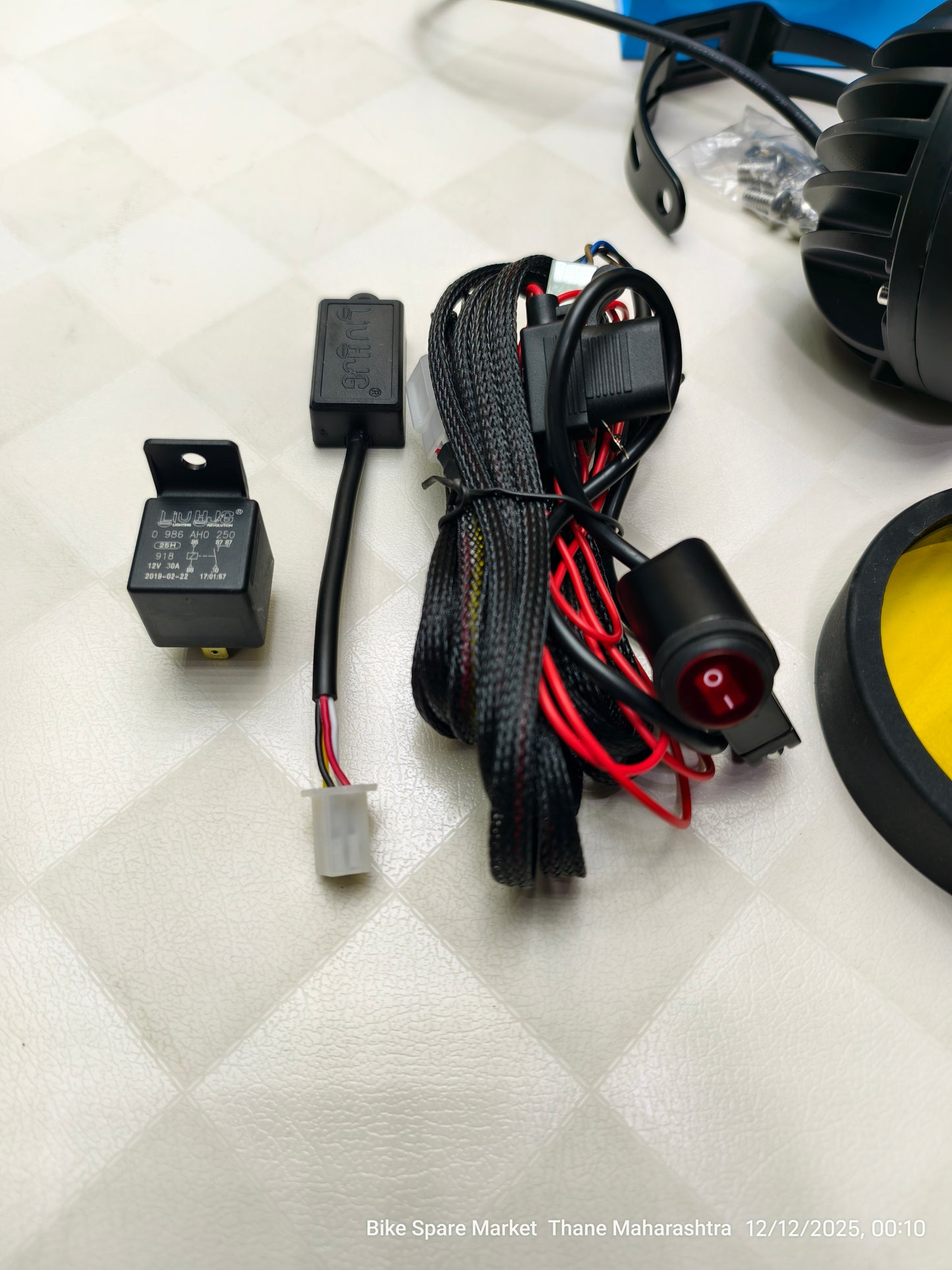 HJG 70W 7 LED FOG LIGHT WITH HARNESS ( 1 YEAR WARRANTY )