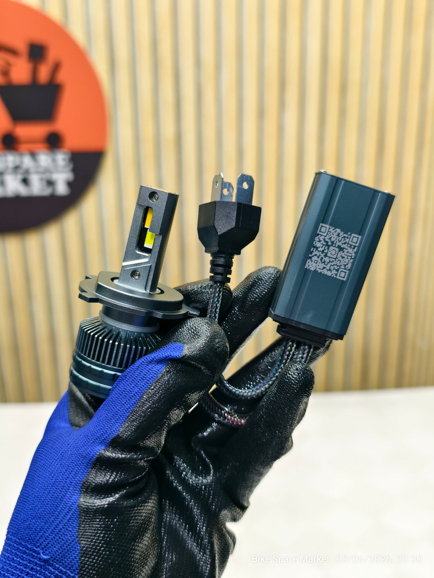 HJG Ai Bulb H4 200w Pair (6m Warranty)
