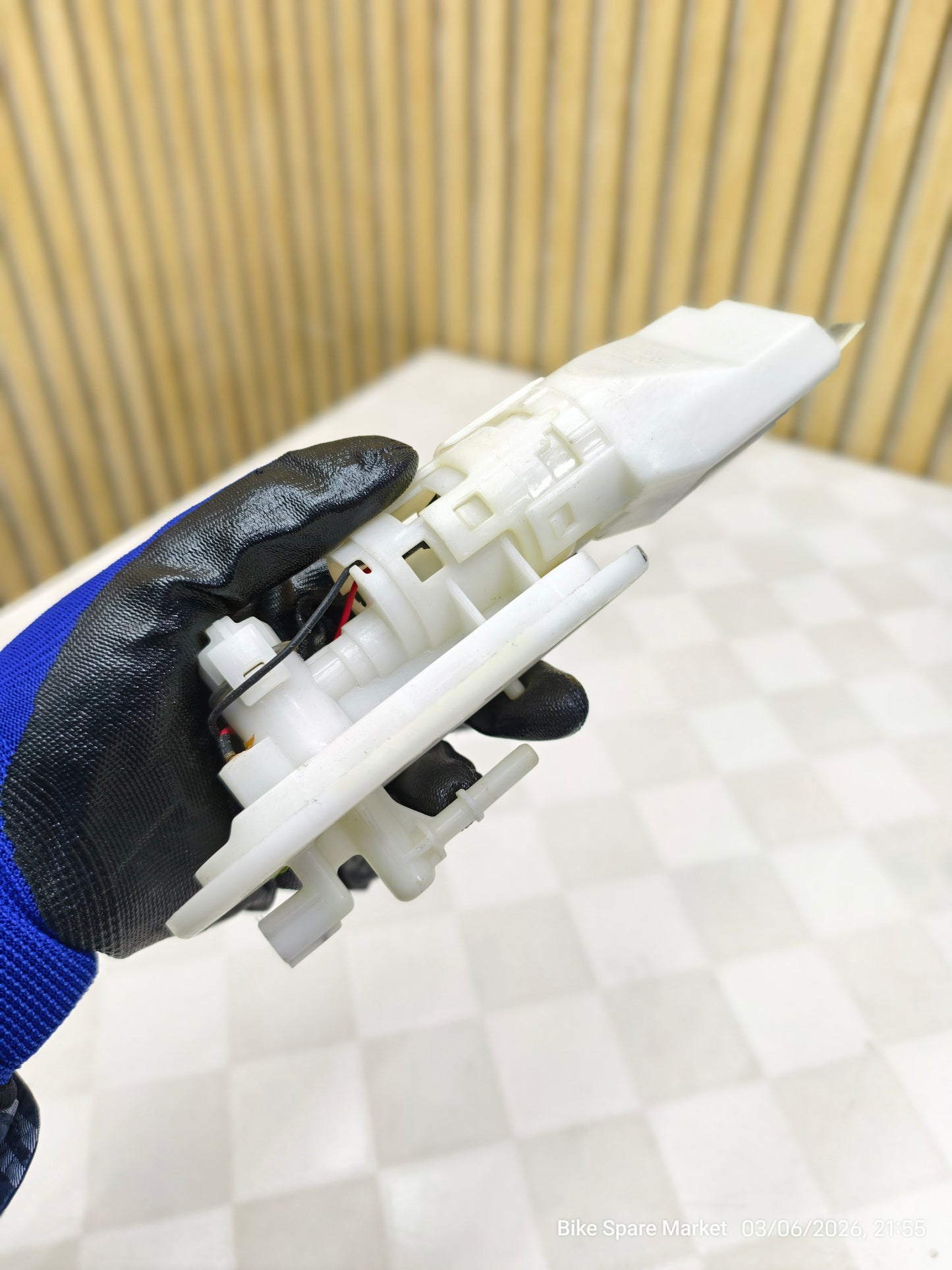 Hero HF Deluxe Fuel Pump Body ( after 2022 Model )