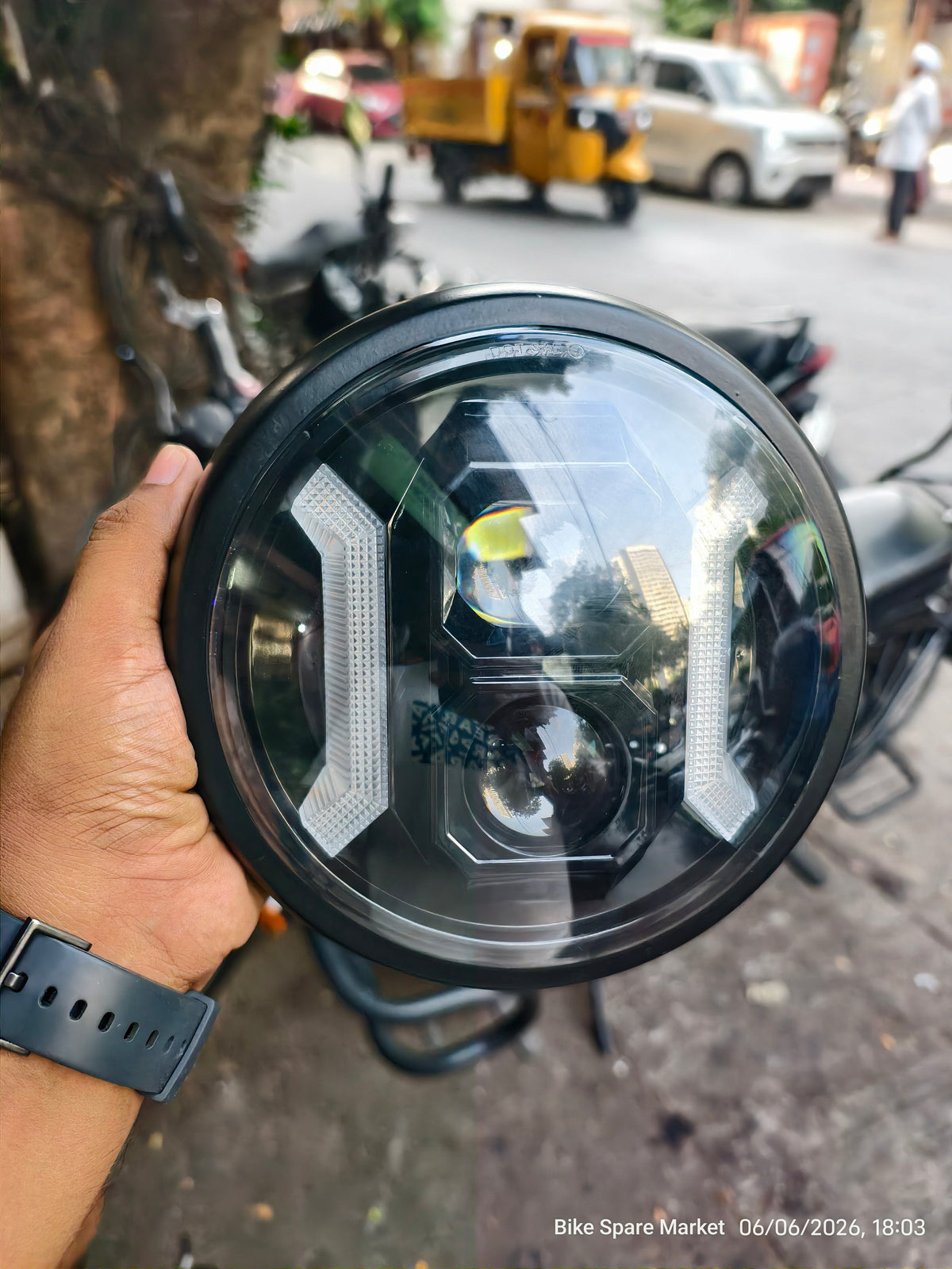 HJG HEXAGON C-284 94 watt HEADLIGHT HIGH 52W LOW 42w (6m warranty )