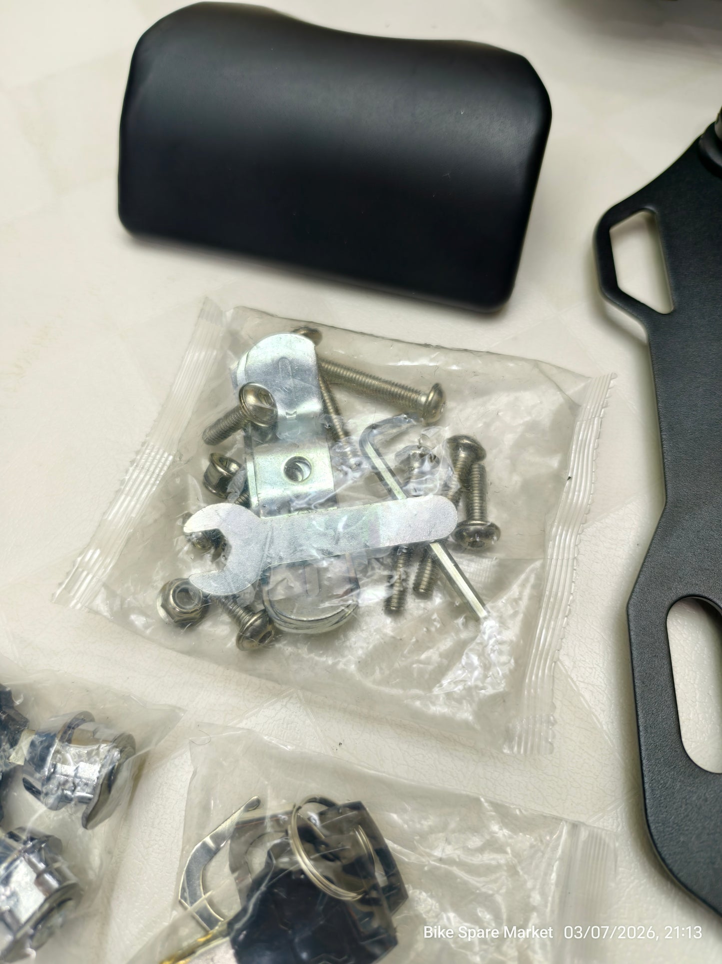 HJG 45L Aluminium Top Box With Back Rest