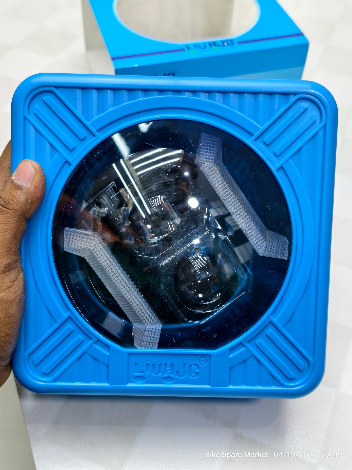 HJG HEXAGON (C284) HEADLIGHT HIGH 52W LOW 42w (6m warranty )
