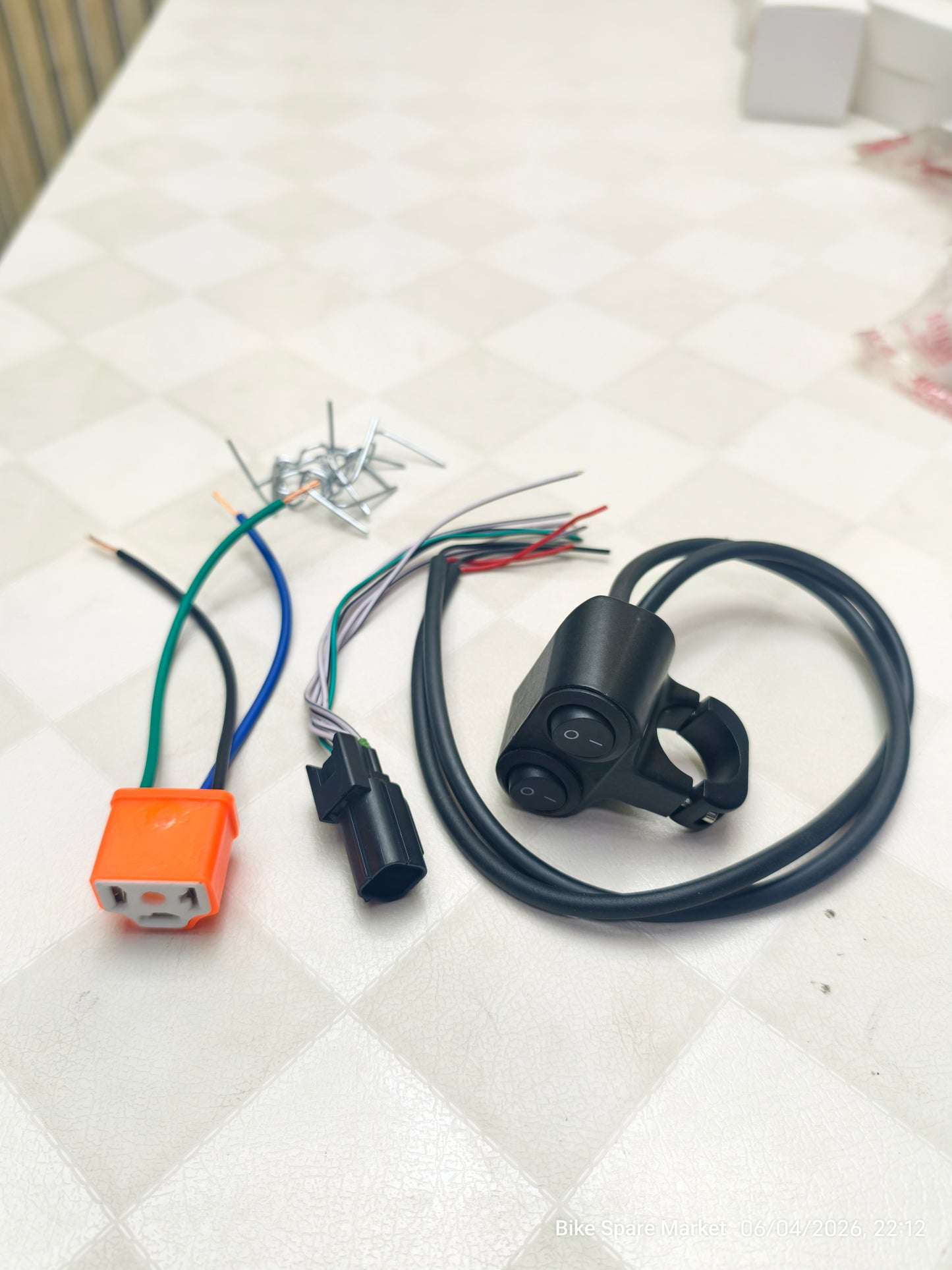 Honda CB 350 , Rs , H'ness Headlight Conversation Kit ( Switch , Coupler , Lock Clips )