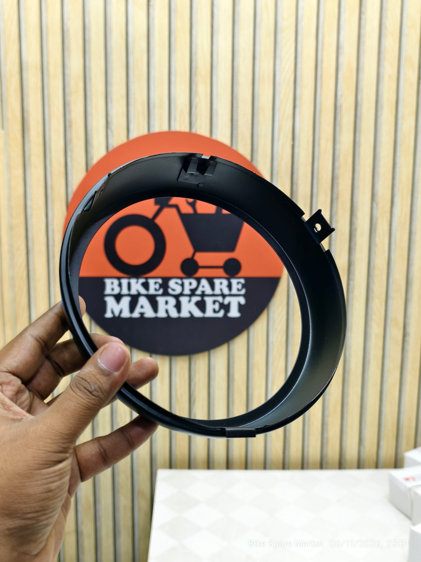 RE Meteor 350 Custom Headlight Rim