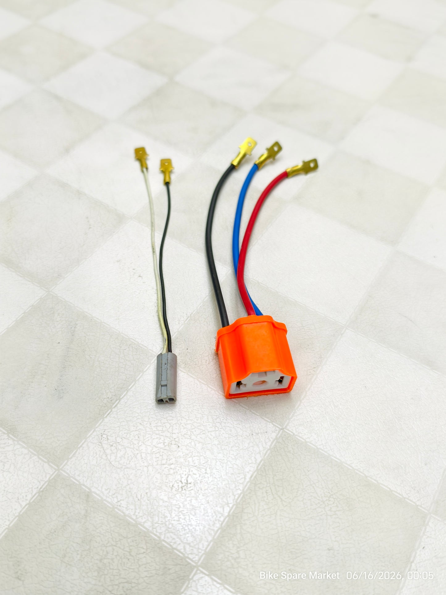 Thunderbird H7 To H4 Conversion Shocket Headlight Coupler Shocket