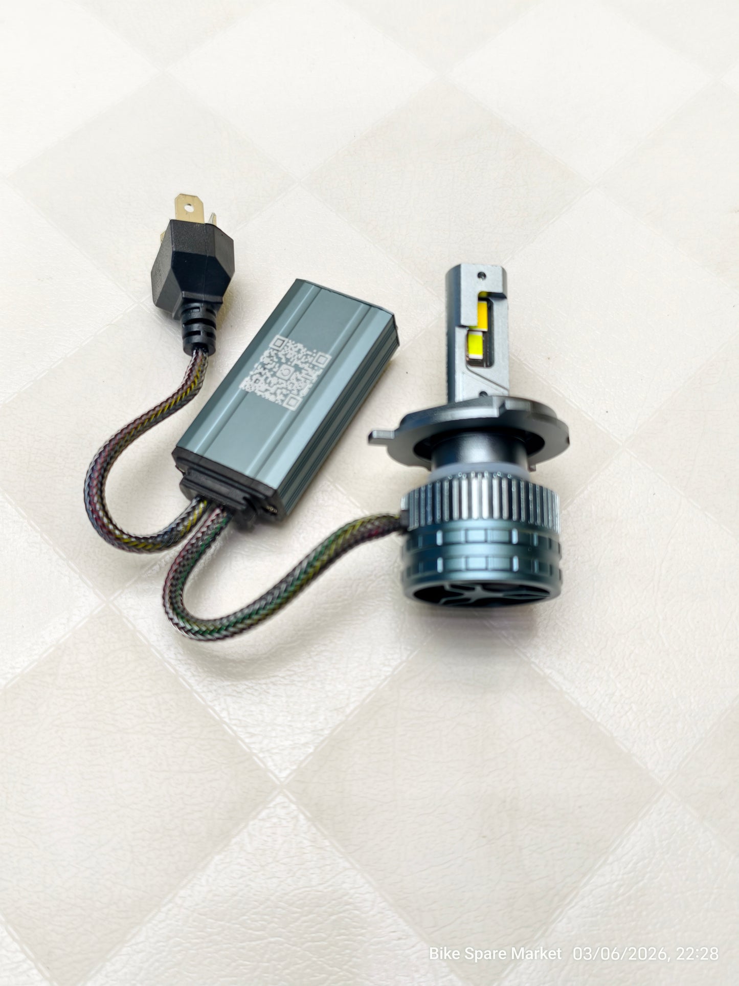 HJG Ai Bulb H4 200w Pair (6m Warranty)