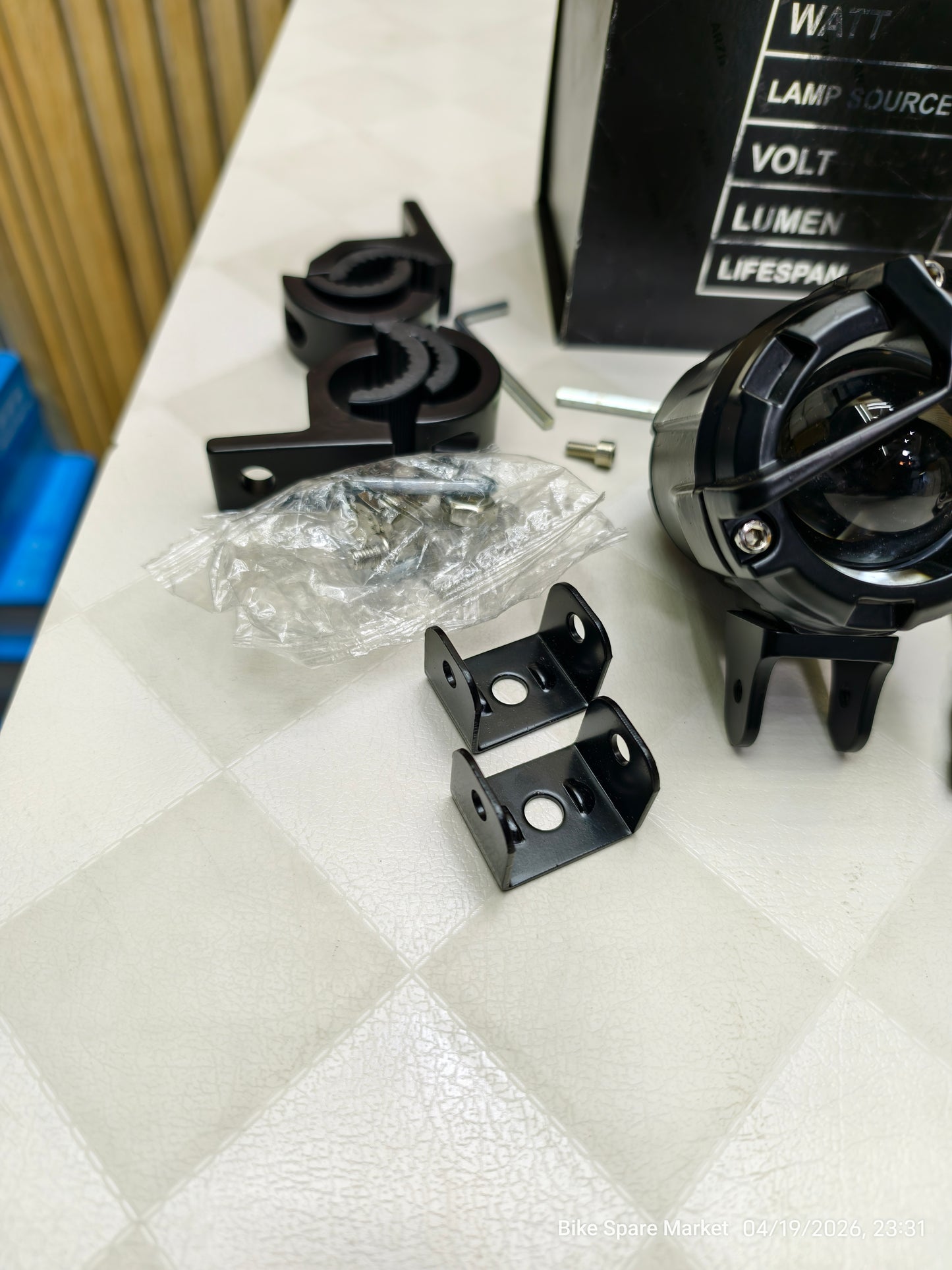 ARZER MERCEDES Y FOG LIGHT 60W WITH HARNESS CLAMP FREE ( 6M WARRANTY )