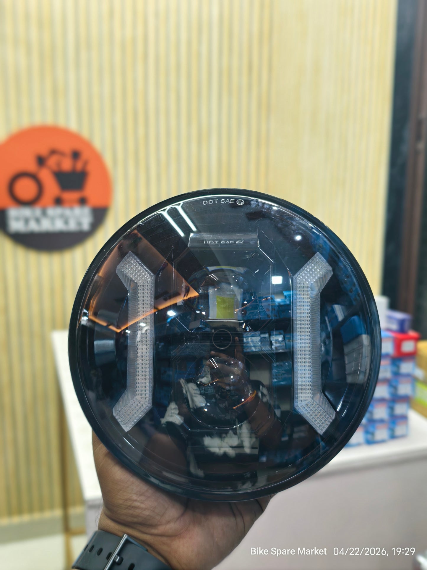 HJG HEXAGON (C284) HEADLIGHT HIGH 52W LOW 42w (6m warranty )