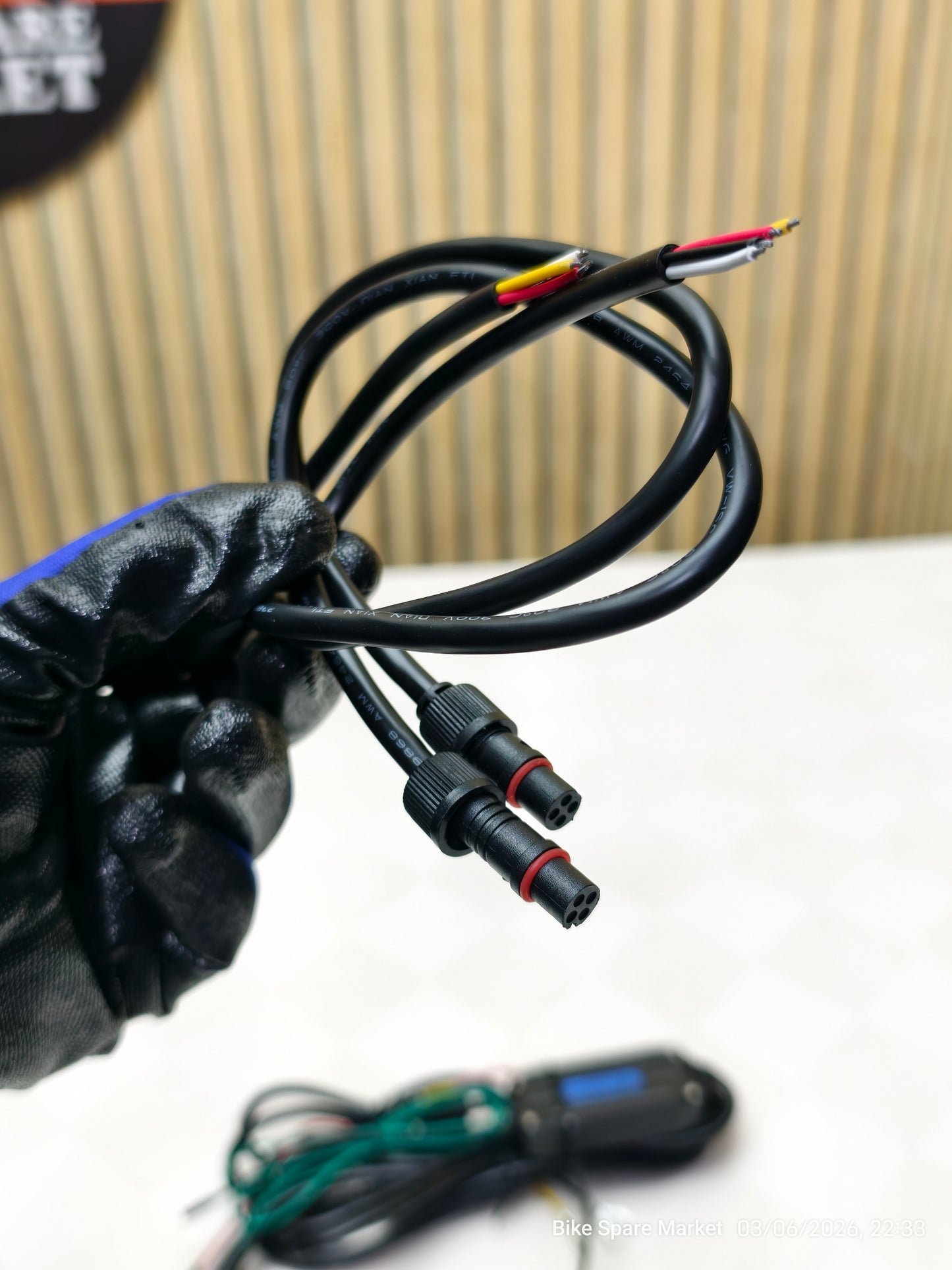 HJG WIRELESS HARNESS SUPPORT  UPTO 100W ( 4 Wire ) 1 Wire Direct Supply For Devil