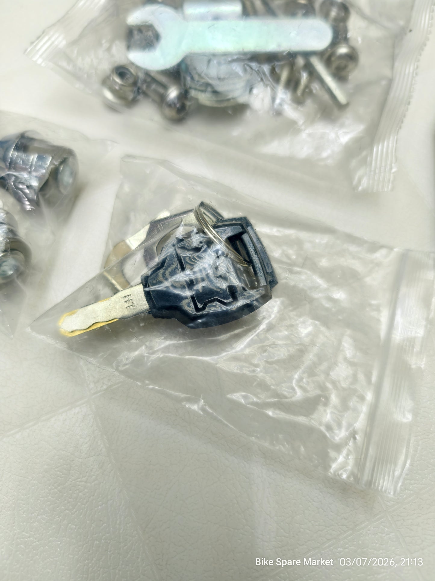 HJG 45L Aluminium Top Box With Back Rest