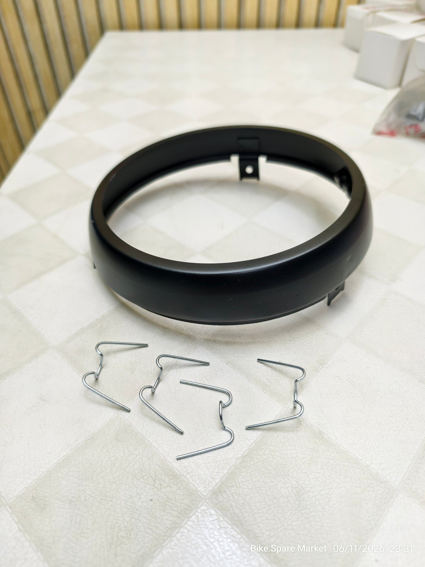 RE Meteor 350 Custom Headlight Rim