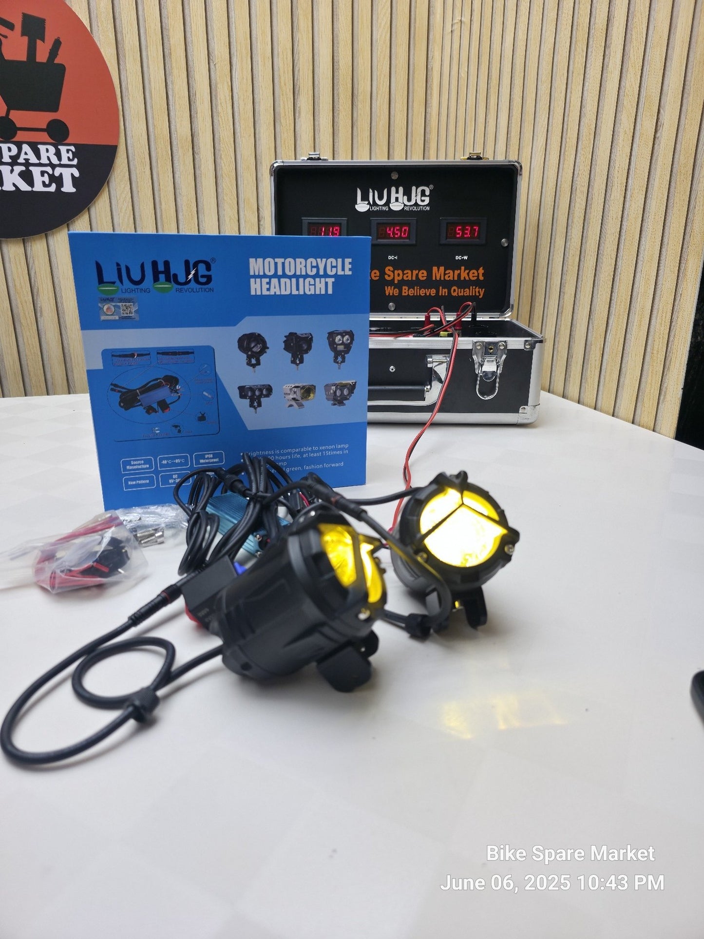 HJG MERCEDES Y FOG LIGHT WITH HARNESS (6M WARRANTY )